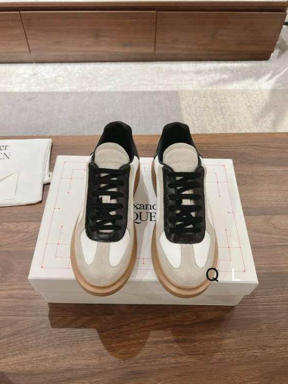 Picture of Alexander McQueen Shoes _SKUAlexanderMcqueensz35-45N0110441